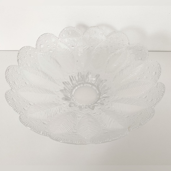 Vintage Lausitzer Germany Cristal Scalloped Bowl - 10.75” Diameter - Picture 2 of 6